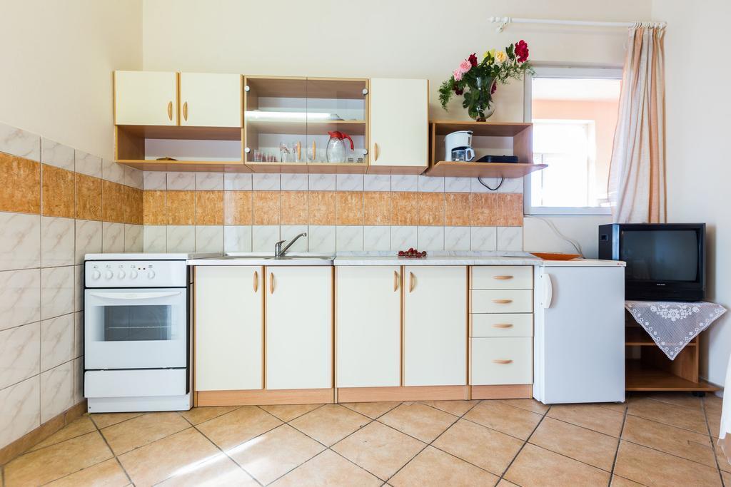 Apartments Angelina Sukošan Екстериор снимка